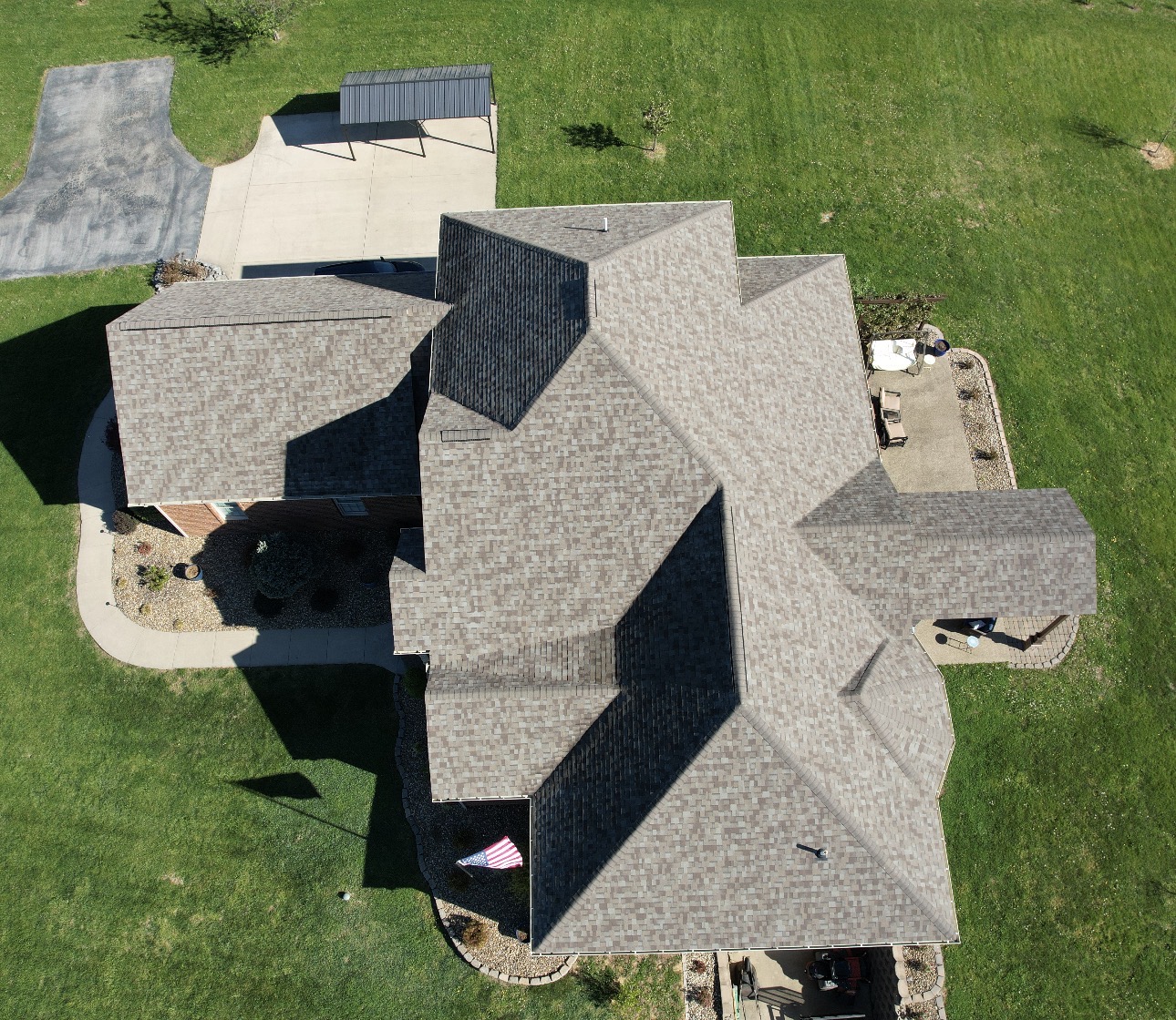 Roof replacement by Bluejay Construction